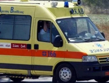 Tροχαίο δυστύχημα με δύο νεκρούς στη Χίο: Αυτοκίνητο έπεσε σε δέντρο